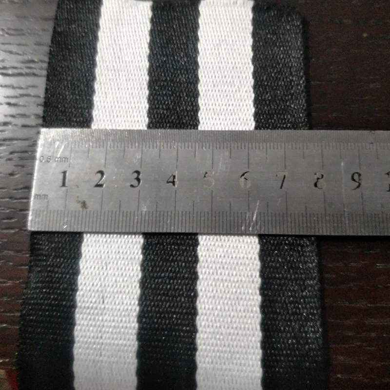 Качественный толстый широкий ремень 75 мм черно белый полосатый полиэфирная