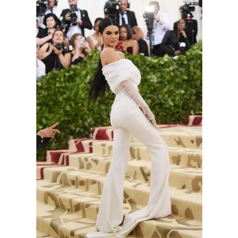 2018 модный белый комбинезон с открытыми плечами Kendall элегантный бандажный для