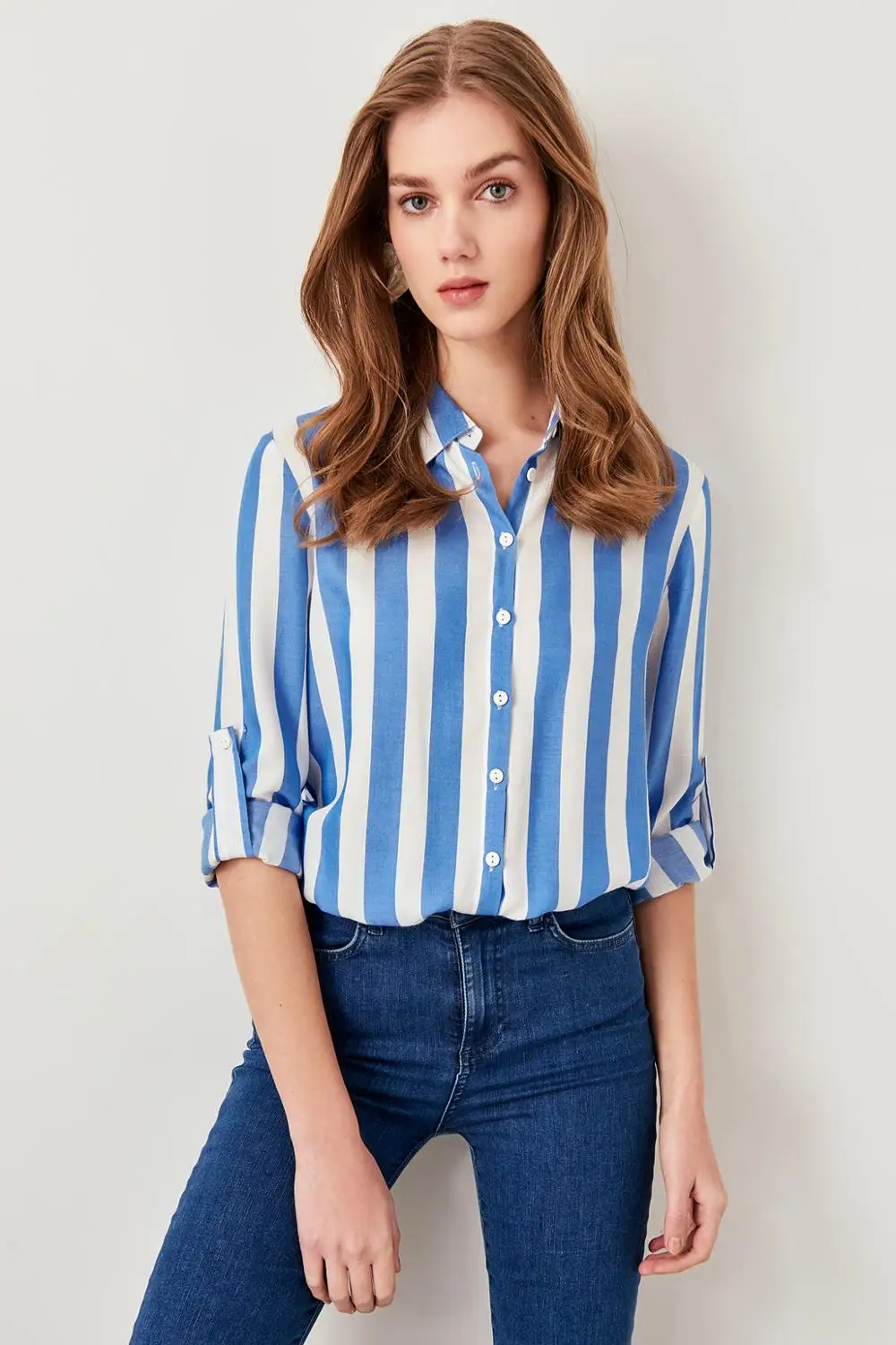 Trendyol Striped shirt Khaki TWOSS19ST0063 |