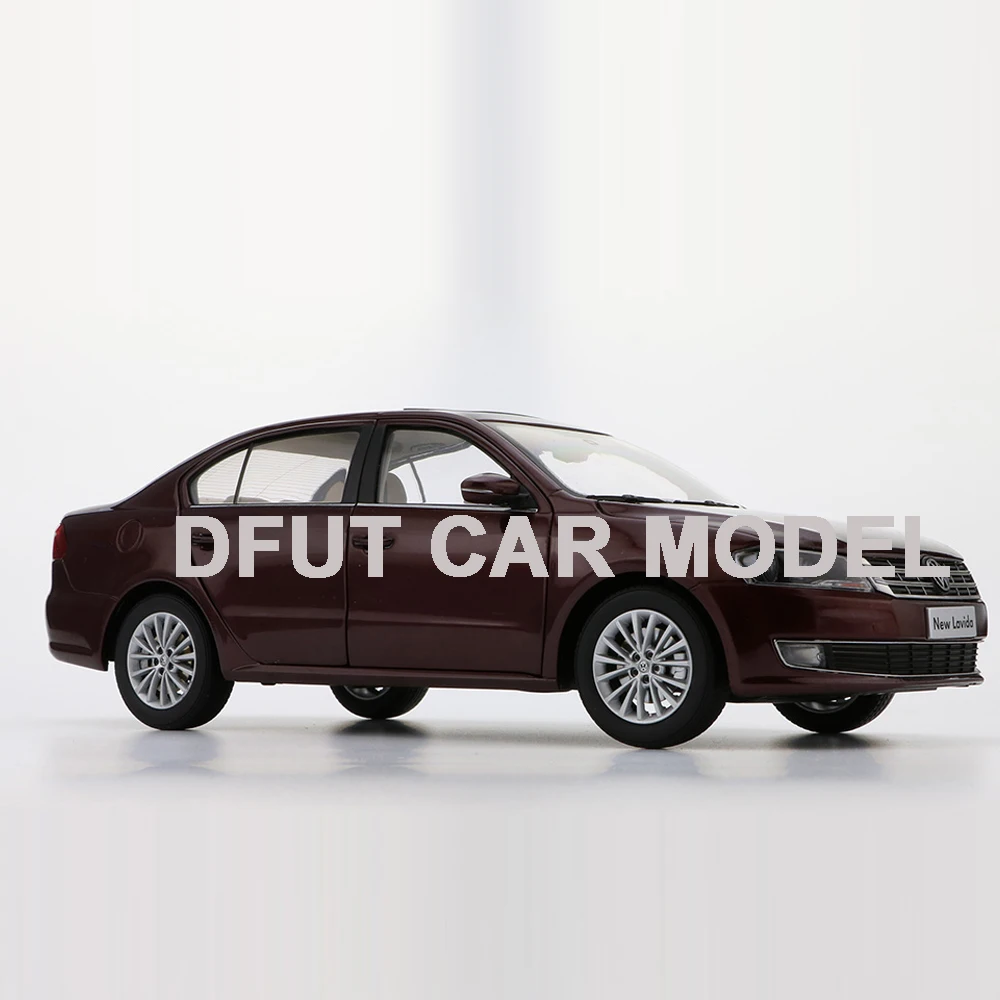 Diecasts1: 18 легированная игрушка для автомобиля LAVIDA модель детских игрушечных