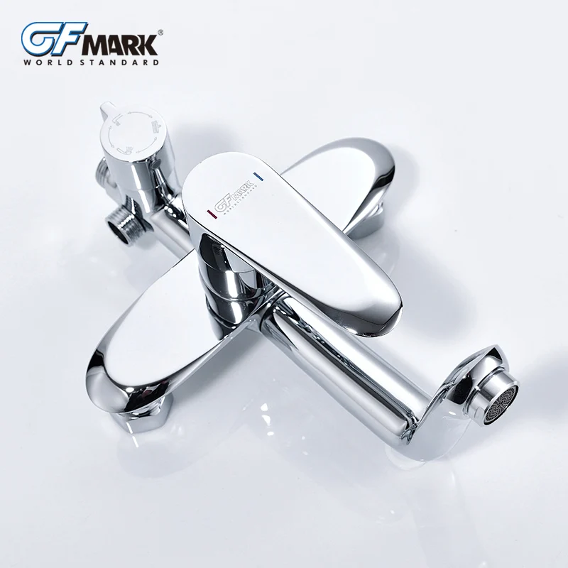 Смеситель для ванной комнаты GFmark Душевая насадка с регулируемым смесителем