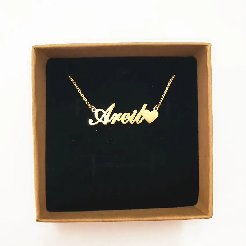 

Handmade Custom Necklace Personalized Name Pendant Necklaces With Tiny Love Heart Nameplate Women Charm Jewelry Girls Best Gifts