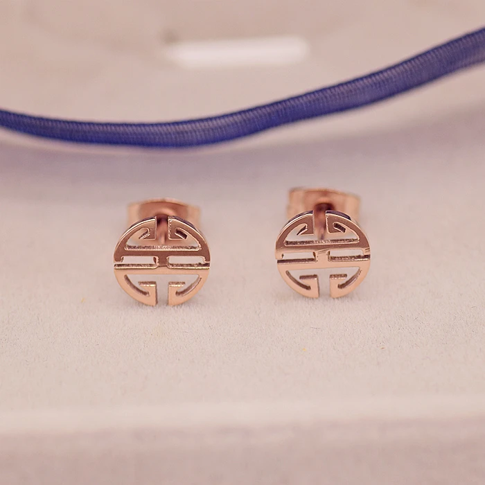 

YUN RUO Fashion Brand Top Quality Rose Gold Color Stud Earring for Woman Girl 316L Stainless Steel Earring Jewelry Never Fade
