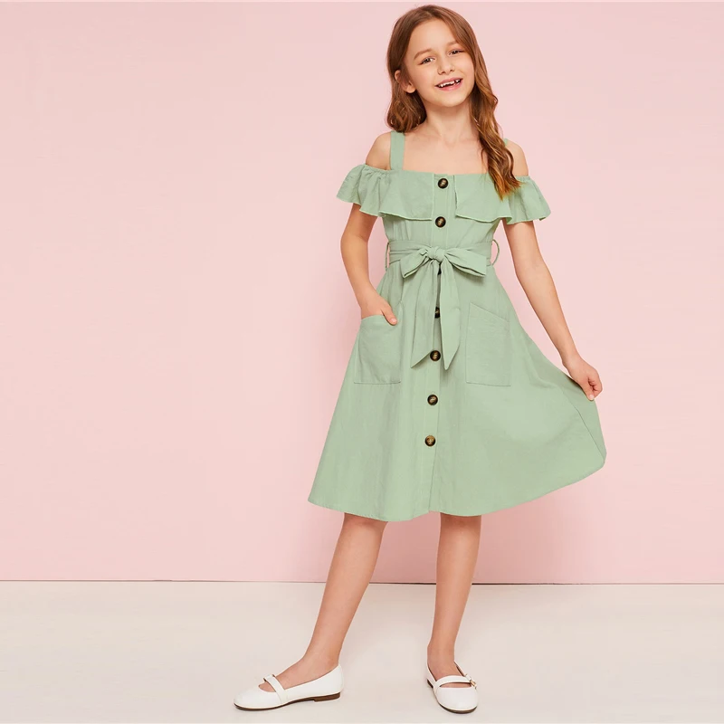 SHEIN/Детское платье-рубашка в стиле бохо с открытыми плечами и рюшами, с поясом г., милое летнее платье до колена на пуговицах спереди, с высокой талией