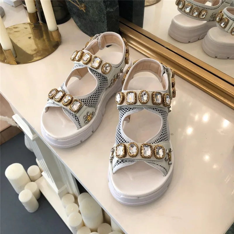Новинка 2019 года Летние фирменные дизайнерские босоножки на платформе с