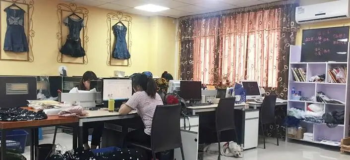 Летняя юбка для маленьких девочек кружевная юбка с тюлем элегантные плиссированные юбки-пачки женские Винтаж Нижняя юбка в стиле "Лолита", размер 30 разных цветов