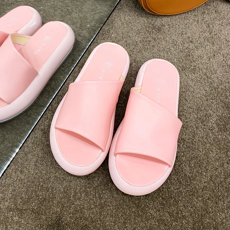 Дамские тапочки 2019 женские летнии шлепанцы толстые на подошве новые босоножки