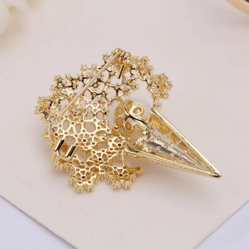 

Donia Jewelry Cute ice cream shape creative shell pearl micro-inlaid AAA zircon fashion brooch brooch pin female coat accessorie