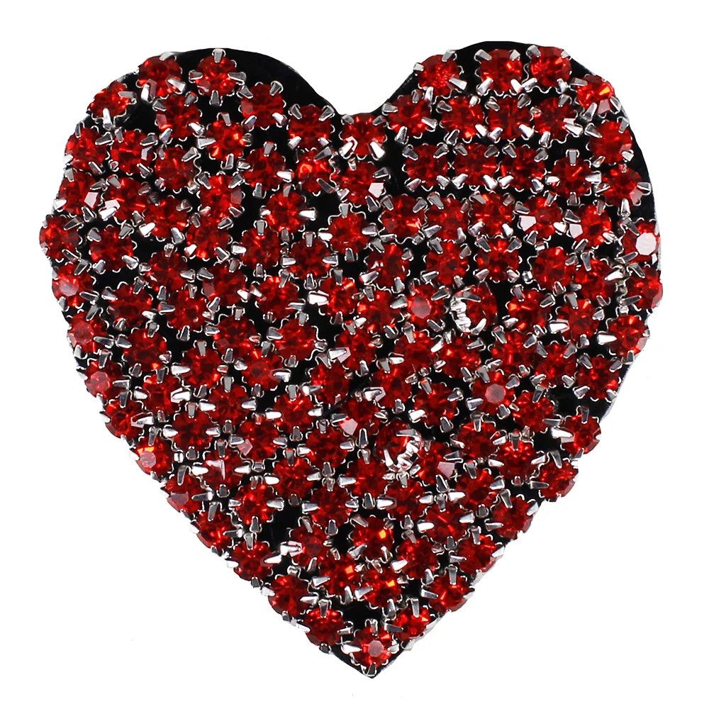 

10pieces Beaded Red Crystal Strass Heart Patches Applique Badges Sew on Clothes Decorated Bordados Ropa Sewing Supplies TH703