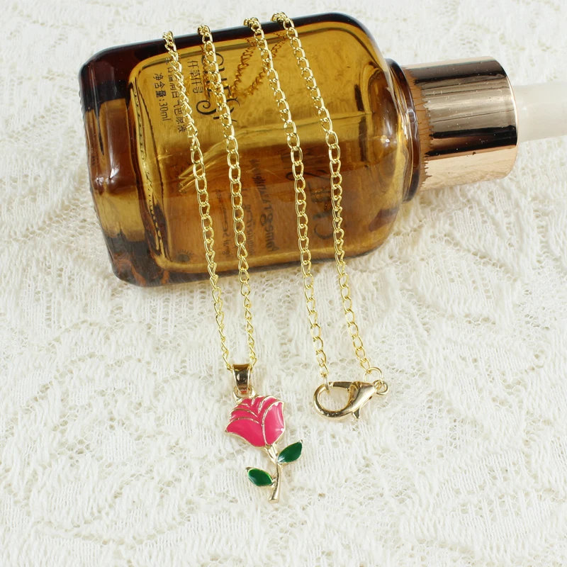 Изящное ожерелье из сплава ручной работы с красно-розовым цветком розы красивая
