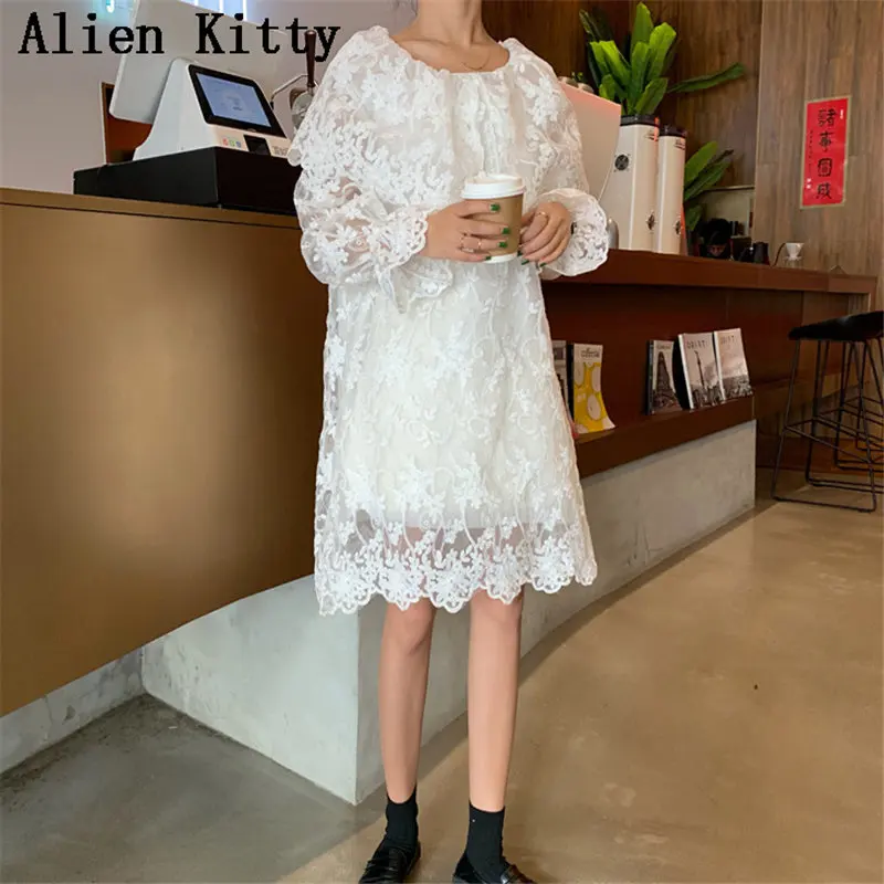 Кружевное Летнее Платье До Колена Alien Kitty однотонное платье с рукавами-фонариками