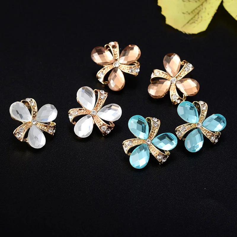 Женские серьги гвоздики с искусственным жемчугом корейские прозрачные в форме