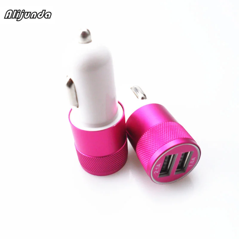 Автомобильное зарядное устройство с двумя портами USB 2 1 в маленькое