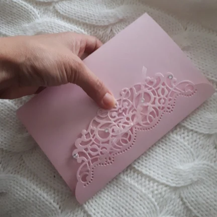 Новинка 2019 года. Форма для скрапбукинга. Кружевная окантовка поздравительных