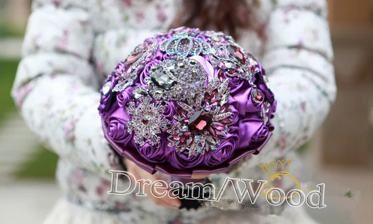 2015 wedding accessories korean style handmade diamand brooch crystal purple bouquet for bridal can be customized |