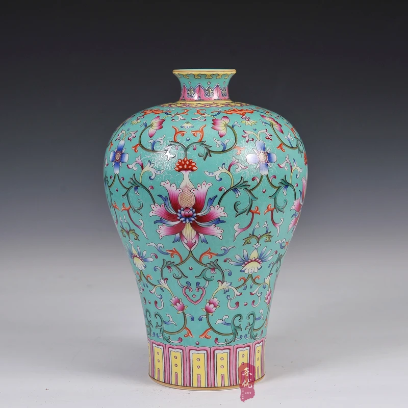 Керамика Цзиндэчжэнь Цин Пастельная зеленая Сливовая ваза с линиями украшение