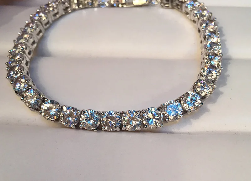 Роскошный циркониевый браслет Модный классический модный с прозрачными