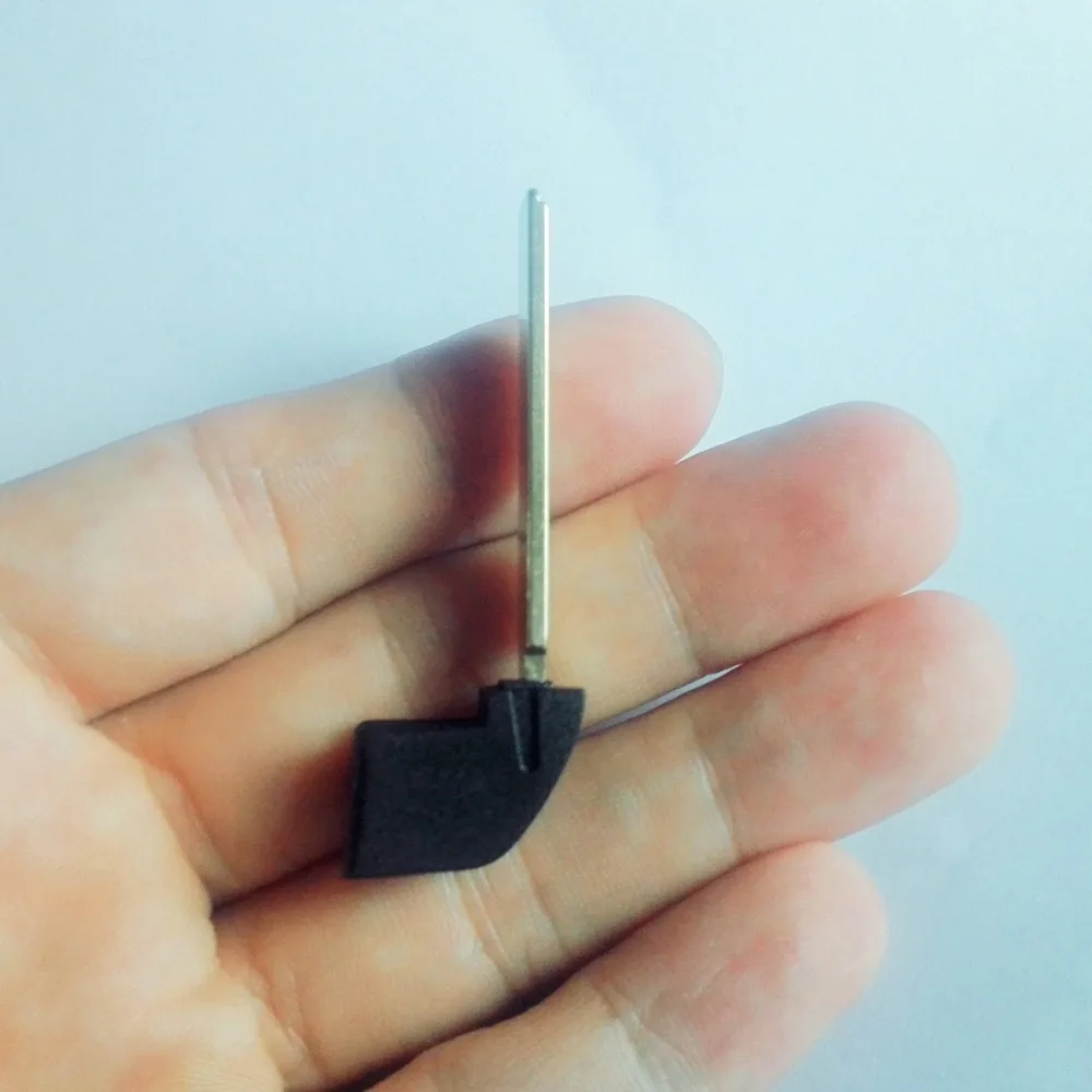 

2 шт./лот для Toyota PRADO SMART KEY BLADE