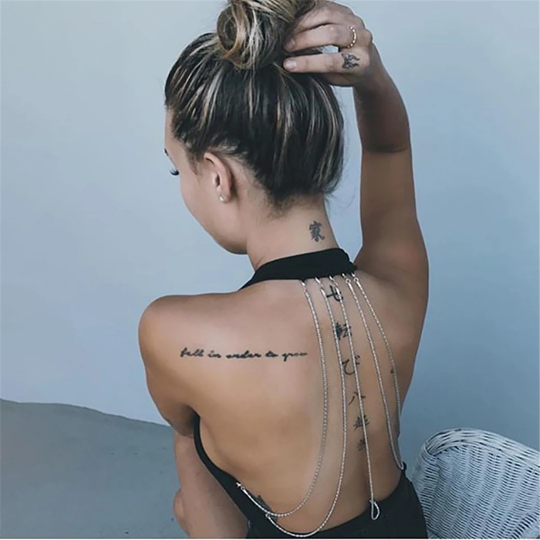 Женский облегающий боди YJSFG с цепочкой через шею и открытой спинкой элегантные