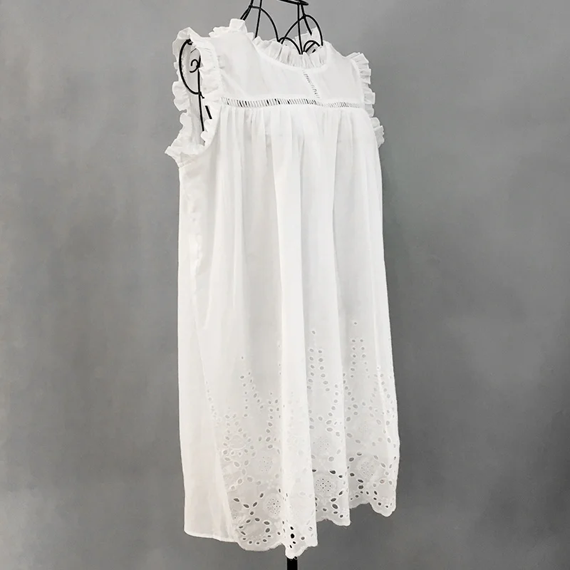 Ажурное кружевное мини платье с оборками женское белое короткое без рукавов