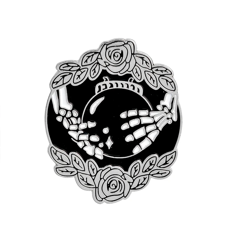 Love You To Pin Ouija ведьма магический шар руки Кость Броши с розами для друзей мастера
