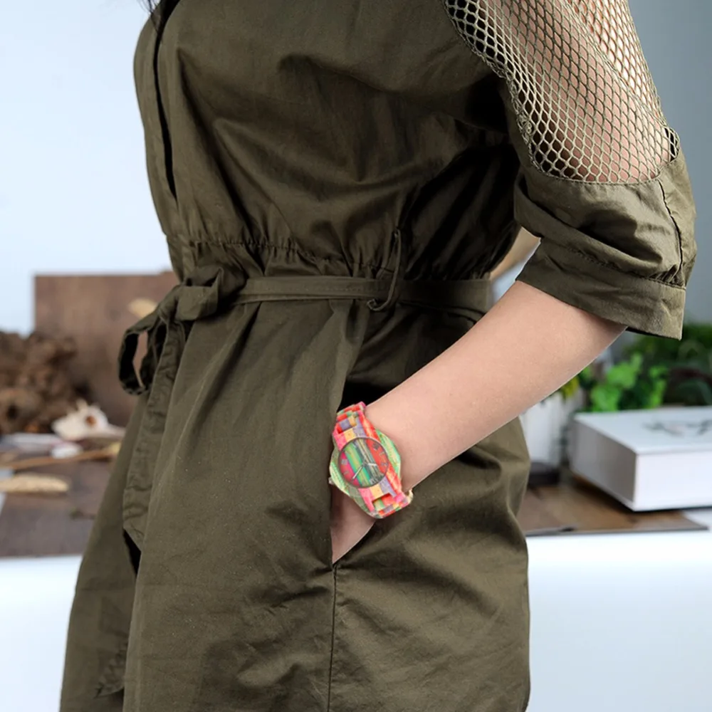 

Men Women Fashion Colorful Wood Bamboo Watch Quartz Analog Handmade Full Wooden Bracelet Luxury Wristwatches Gifts for Lovers
