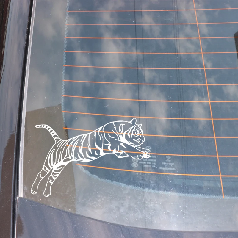 YJZT 17.4CM*11.5CM Tiger Predation Body Of Car Sticker Accessories Vinyl Decal Black/Silver C4-1143 | Автомобили и мотоциклы