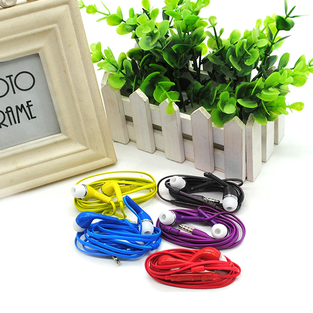 3 5 мм наушники типа In Ear с управлением и микрофоном свободные Наушники