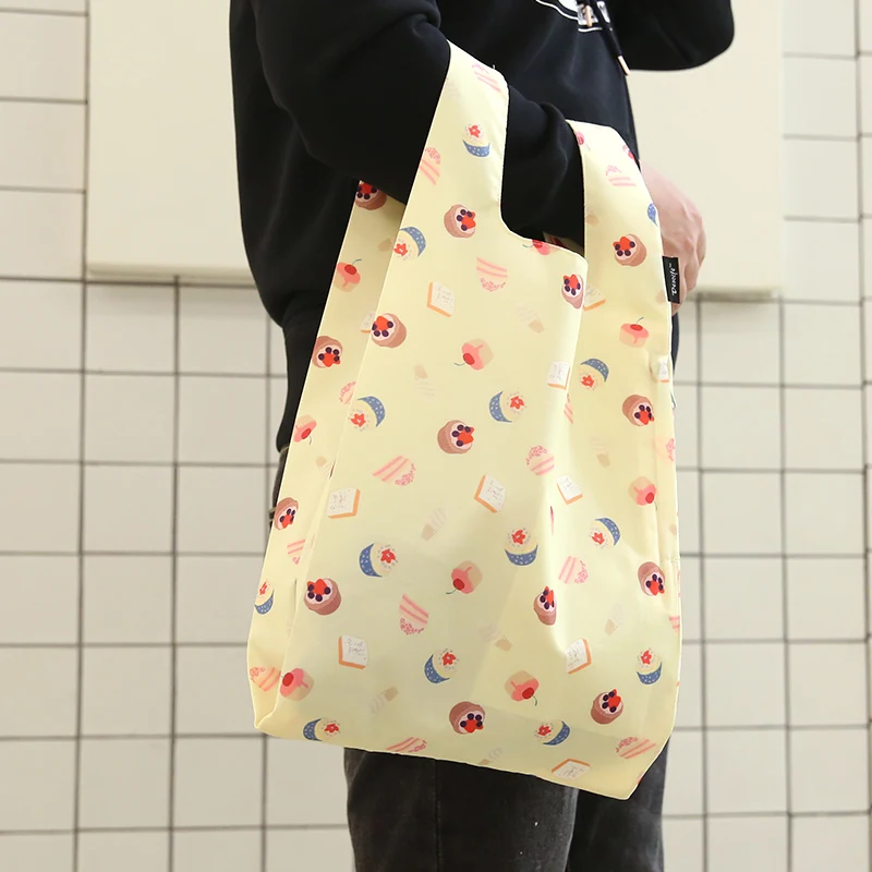 Hot Creative environmental storage bag Handbag Strawberry Foldable Shopping Bags Reusable Folding Grocery Nylon eco tote Bag | Багаж и