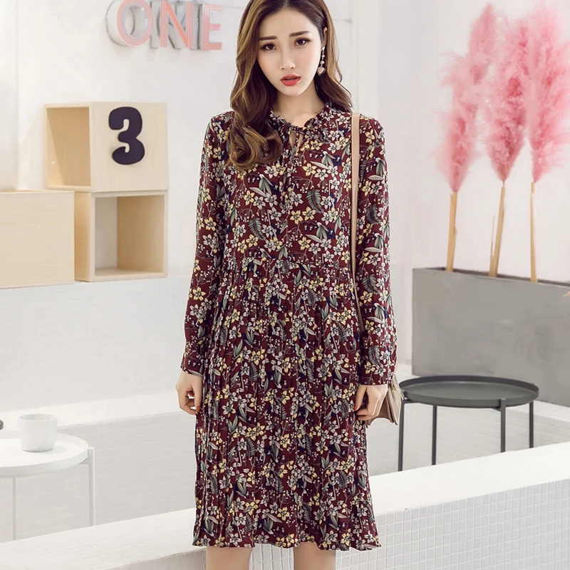 Повседневное Плиссированное шифоновое платье с круглым вырезом и длинным