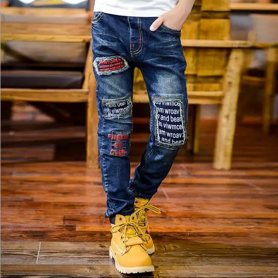 Джинсовые брюки для мальчиков осень 2017 повседневные однотонные осенние детские