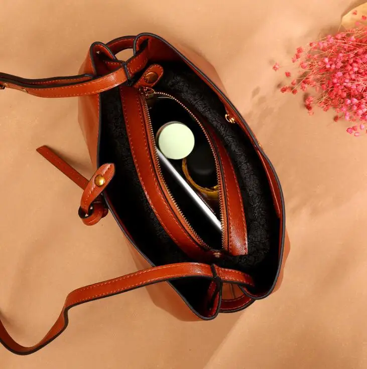 

Fashion female autumn winter genuine cow leather bag casual female newest handbag women messenger shoulder cross body bag casual