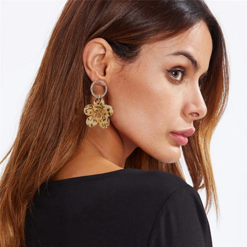 SexeMara Леопардовый цвет акриловый цветок висячие серьги для женщин корейский