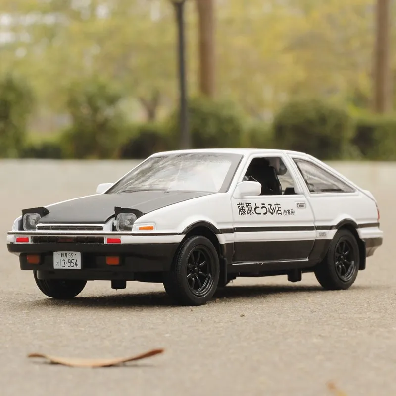 Новый Начальная D Toyota AE86 1:28 сплава модели автомобиля с рисунком аниме Форсаж