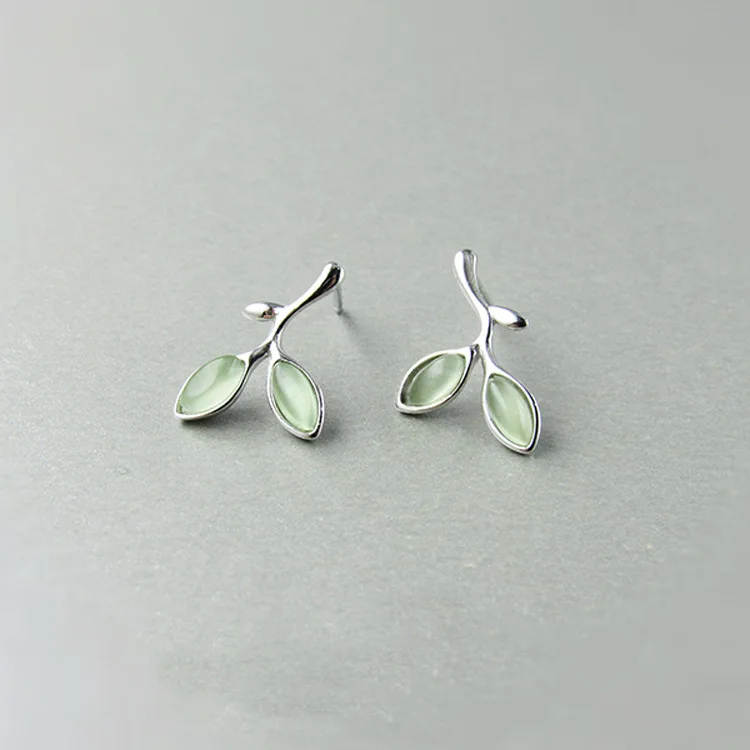 

Daisies 925 Sterling Silver Green Opal Leaves Buds Stud Earrings for Women Prevent Allergy Statement Jewelry Boucles D'oreilles
