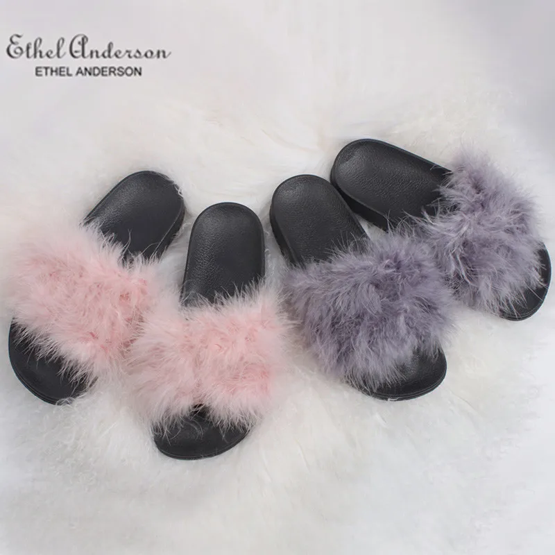 

Шлепанцы женские на плоской подошве, летние, с натуральными перьями