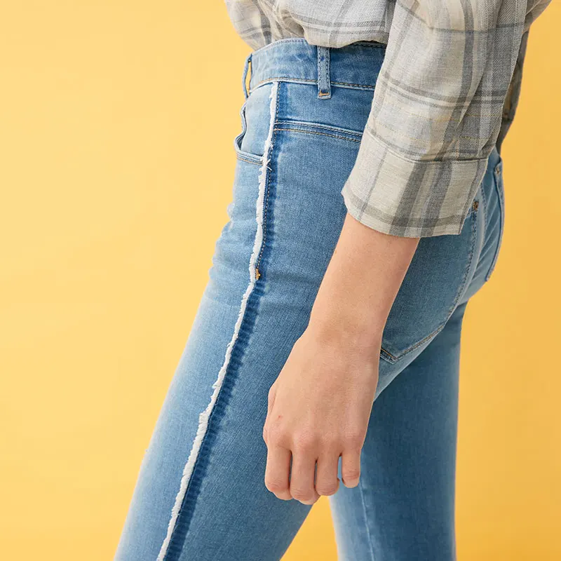 Vero Moda Women's Washed Distressed Raw-edge High Waist Slim Fit Jeans | 318349580