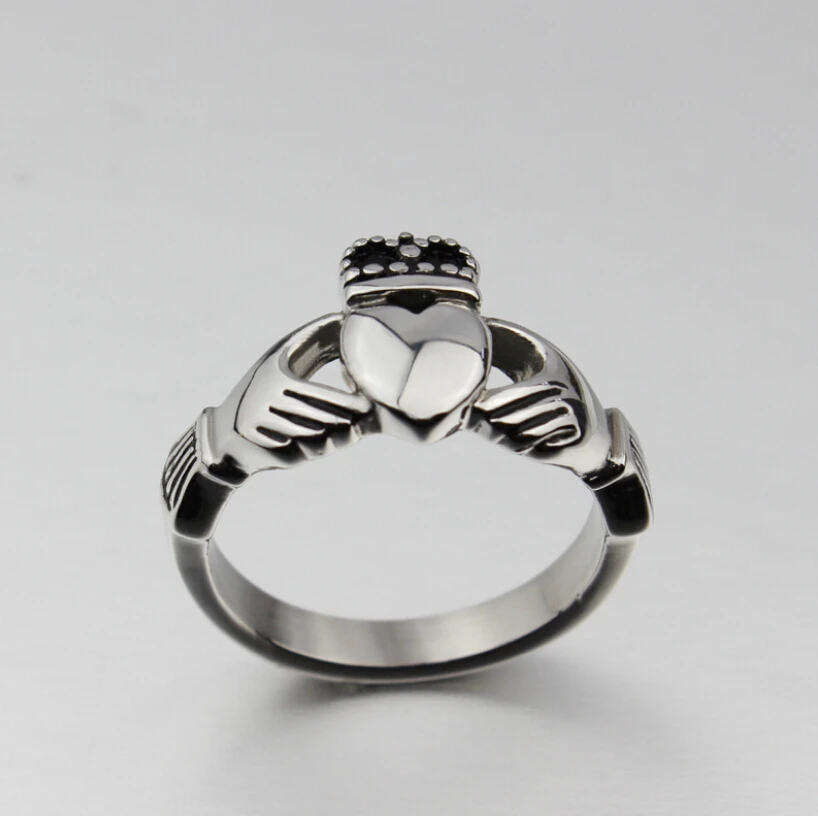 Персонализированное обручальное кольцо Claddagh из нержавеющей стали | Украшения и