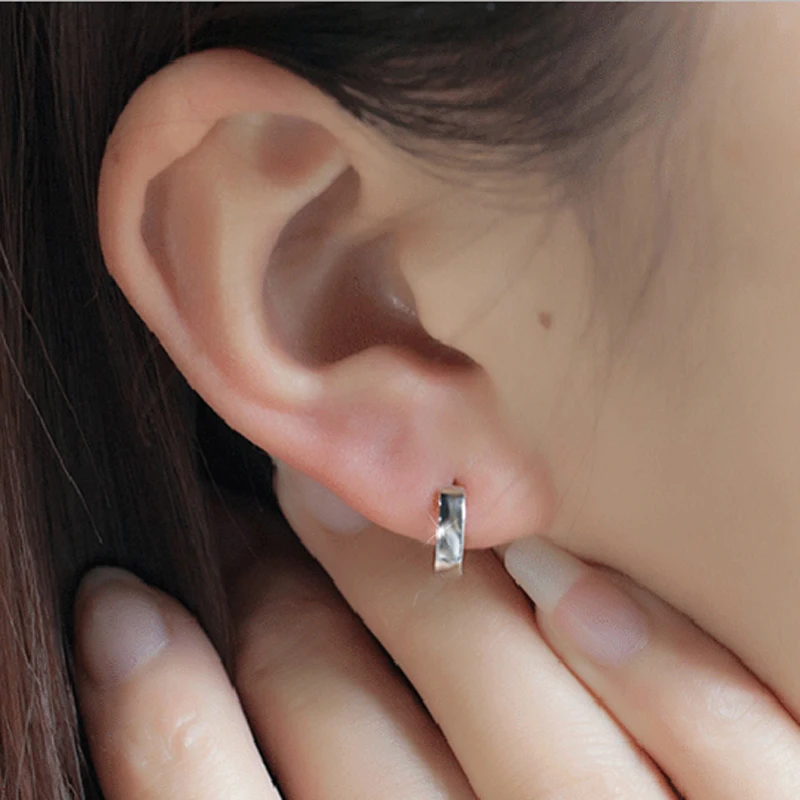 Темпераментные дикие гладкие серьги предотвращающие аллергию с пряжкой для