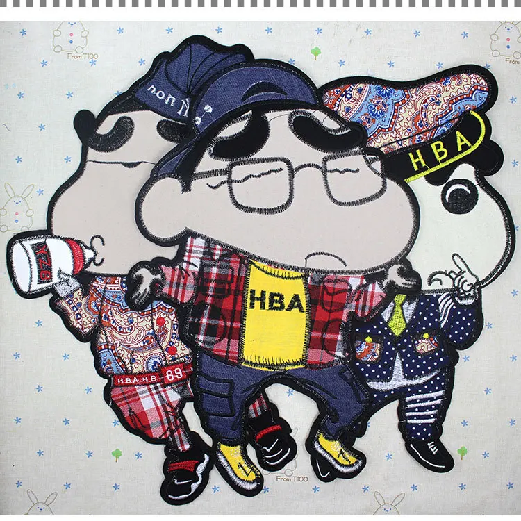 2 шт., нашивки с вышивкой «Лев»