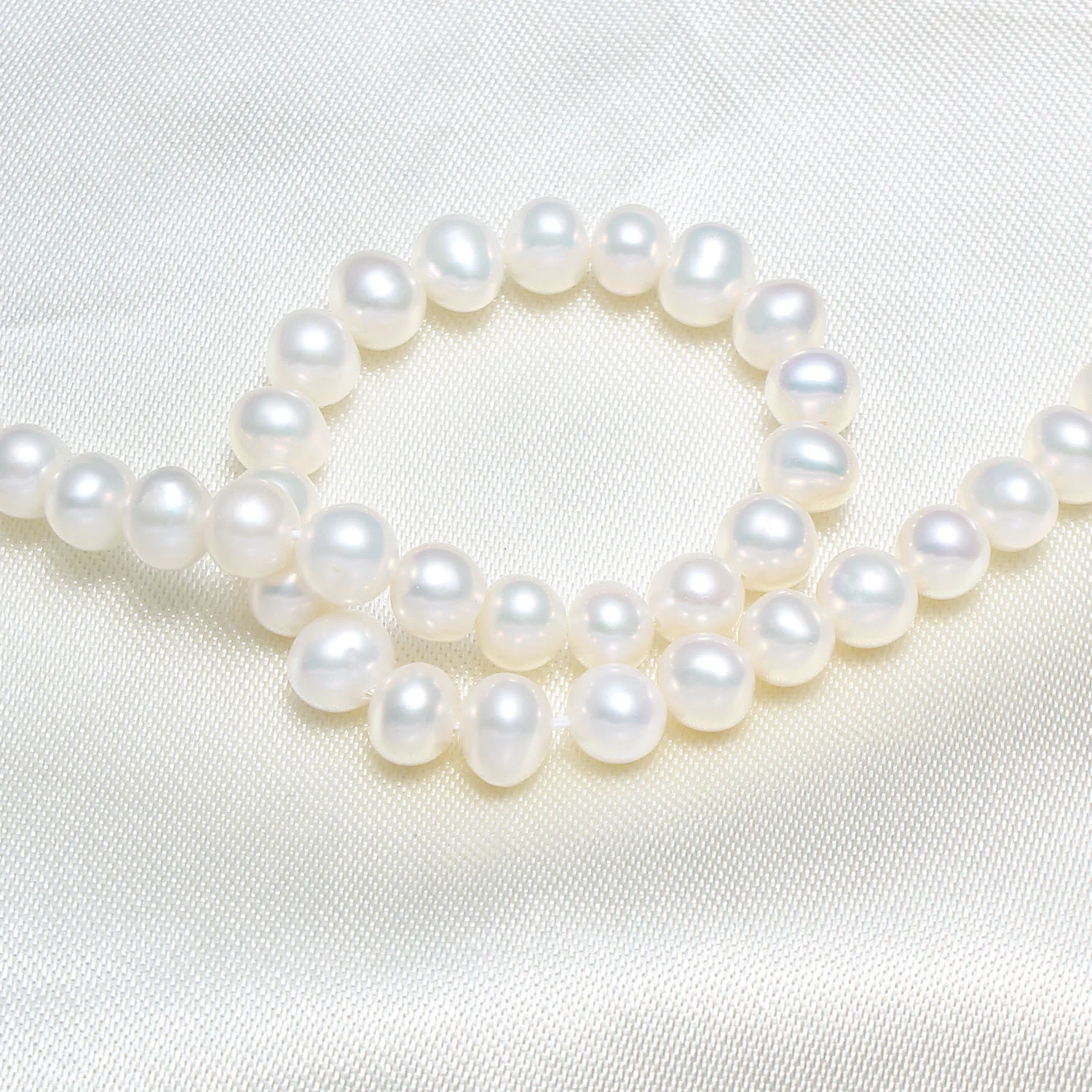 

Cultured Round Freshwater Pearl Beads Natural White Grade AAA 5-6mm Approx 0.8mm Sold Per Approx 15.5 Inch Strand