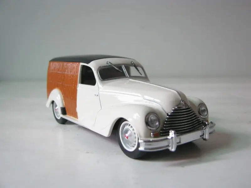 Модель ist 1:43 EMW 304 бутиковый автомобиль из сплава игрушки для детей детские модель