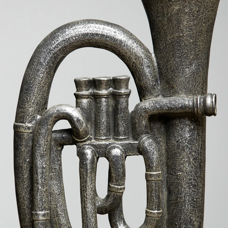 

Vintage Home Decoration Ornaments Musical Instrument Decoration Living Room Decoration Saxophone Violin Model Resin Figurine
