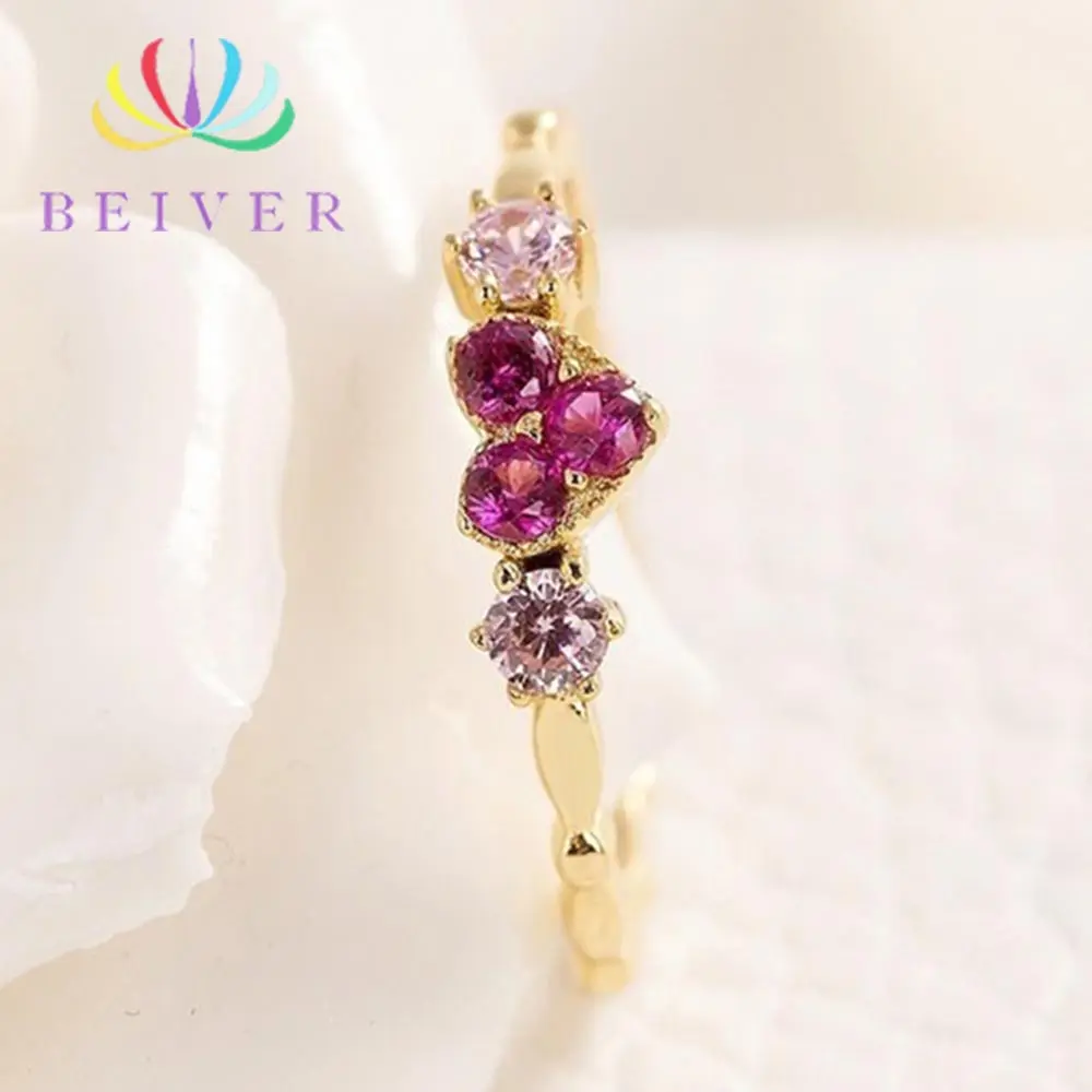 Женское кольцо с сердцем Beiver красное корундом золотистого цвета вечерние