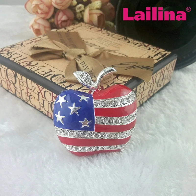 100pcs/lot free shipping fashion apple shape rhinestone enamel flag brooches pins patriotic us American flag brooch for July 4th images - 6