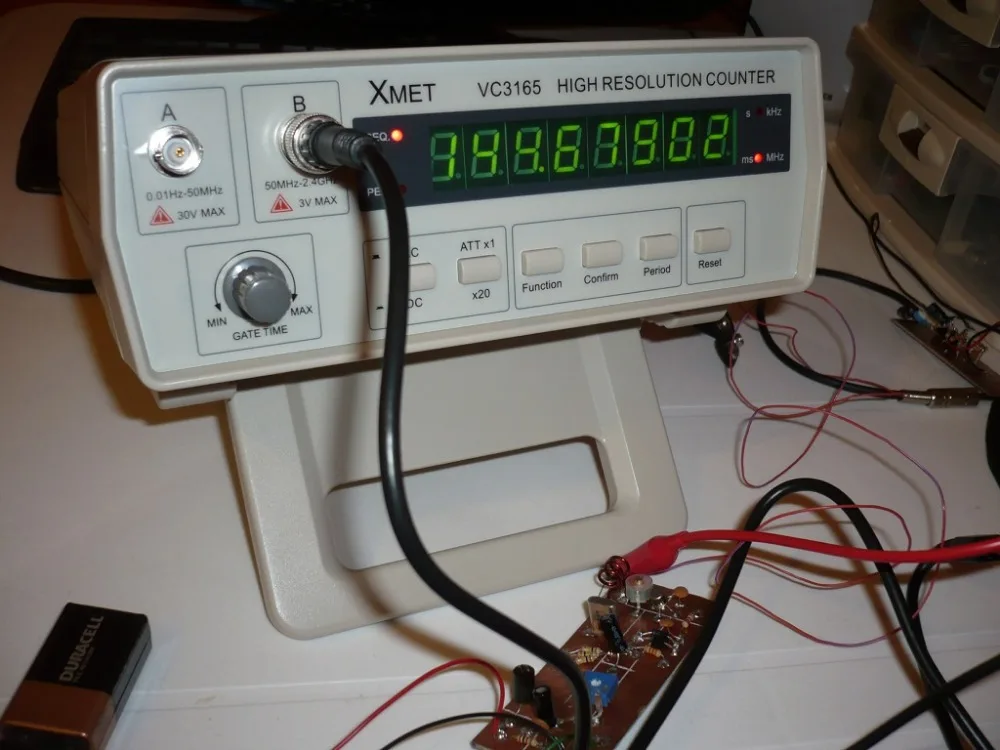 220 В ВИКТОР VC3165 Высокое разрешение частотомер Радио счетчик 0.01 Гц ~ 2.4 ГГц |