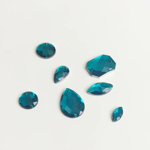 150 шт./упак. смешанные стили (два отверстия) акриловая плоская Серебряная задняя