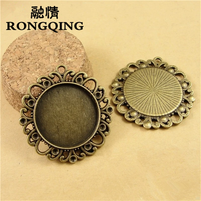 

RONGQING 25mm 40pcs/lot lace Flowers Retro Tray DIY Accessories Wholesale Craft