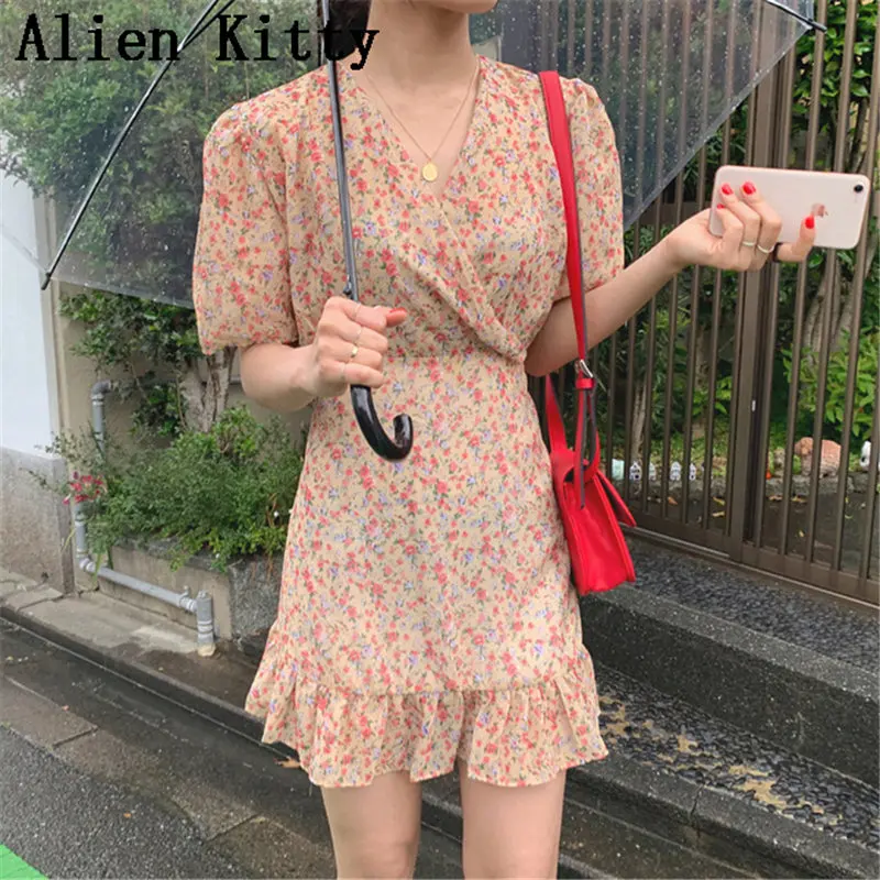 Женское летнее платье с V образным вырезом коротким рукавом и оборками|Женские