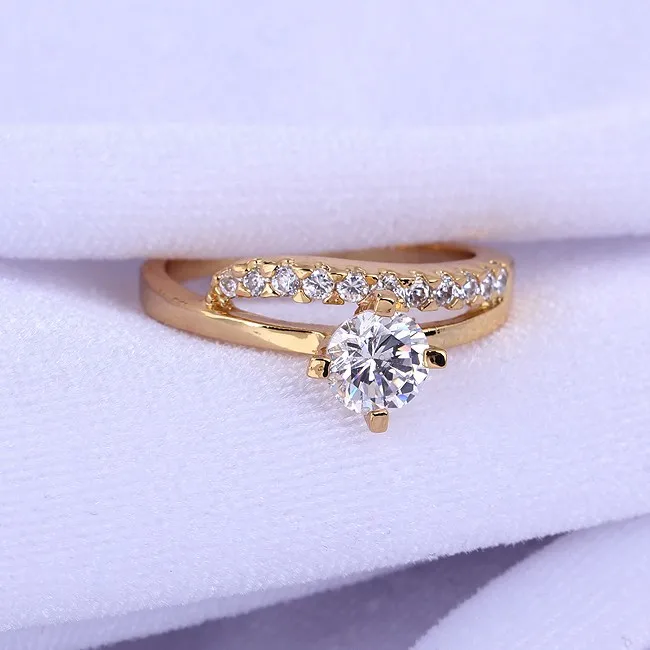 GUSSIARRO модные ювелирные изделия Engagemrnt Белый CZ золотого цвета Круглый Цирконий анниджесы свадебные женские кольца